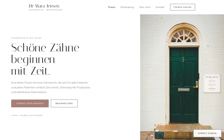 Beispiel-Website für eine Zahnarztpraxis: Startseite der Musterpraxis Dr. Mara Jensen